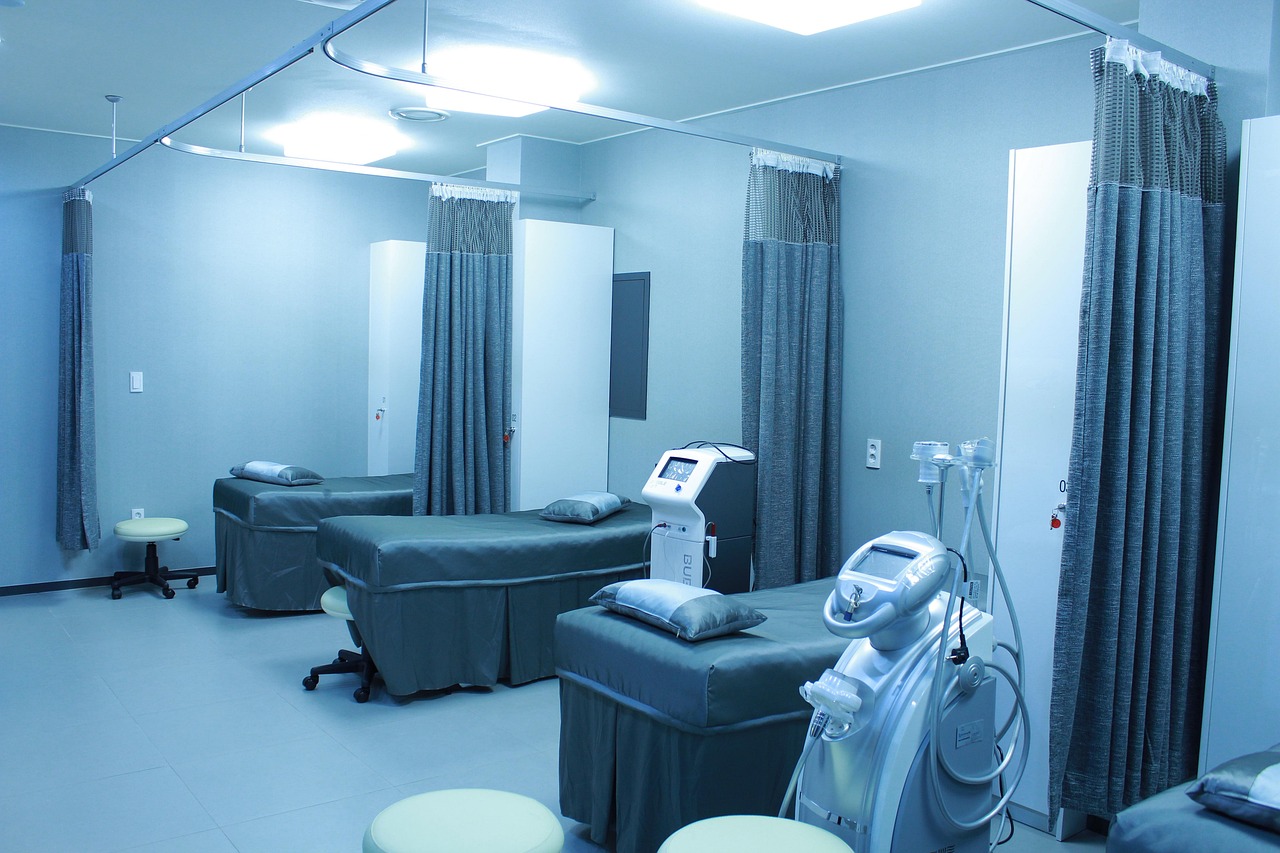 Modern hospital IT infrastructure showing medical data systems
